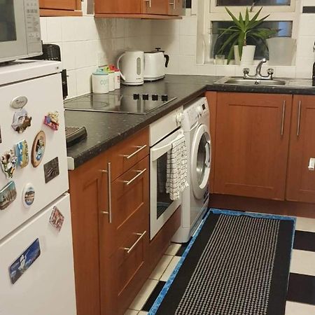 Glasgow Lovely Apartment D&N Eksteriør billede